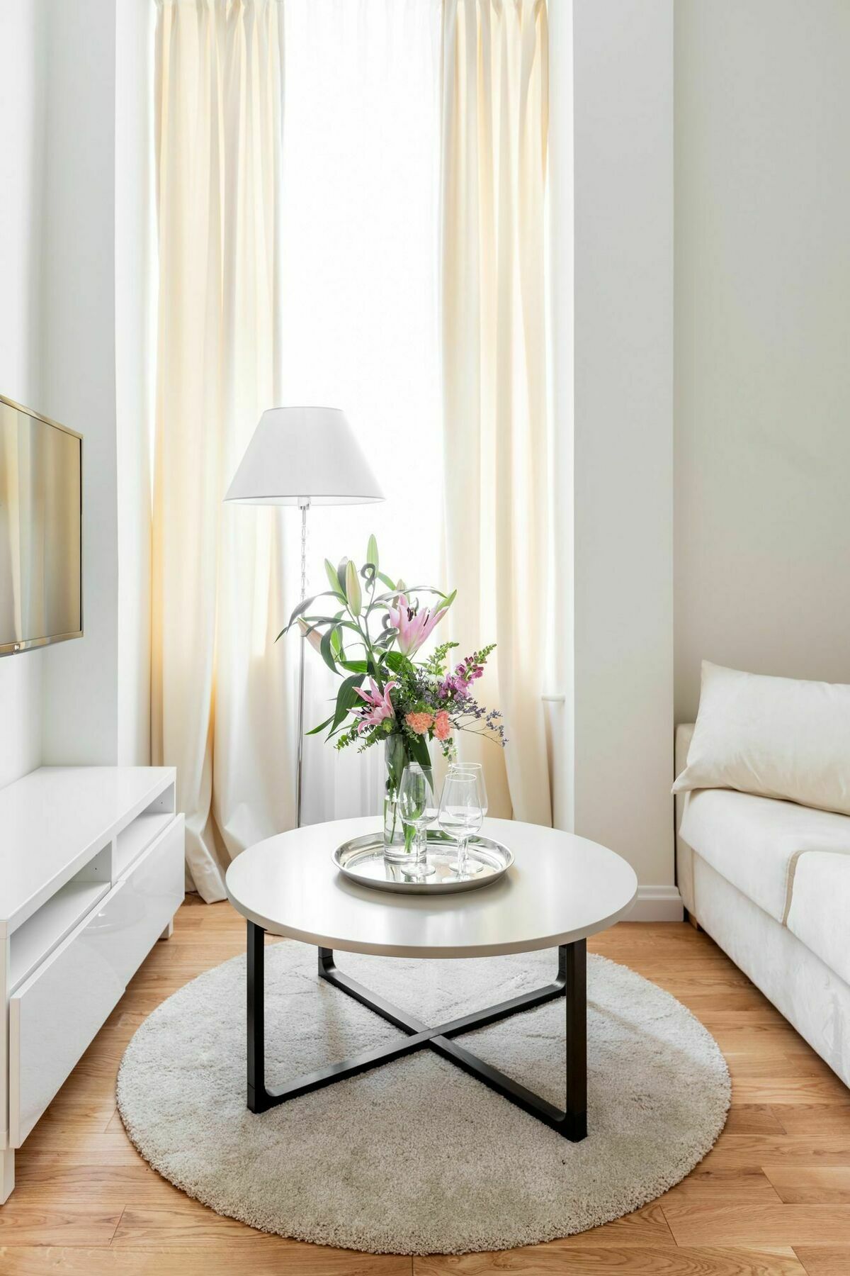 Luxury 60 * Warszawa